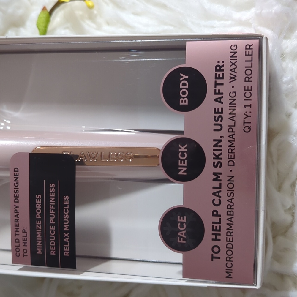 FLAWLESS Pink Ice Roller for Women - Picture 3 of 4